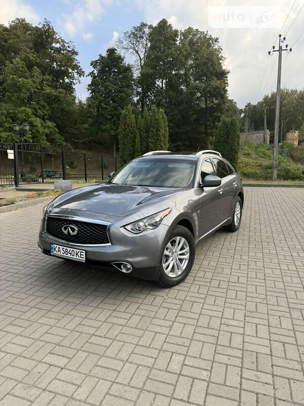 Infiniti Qx70 (2017)