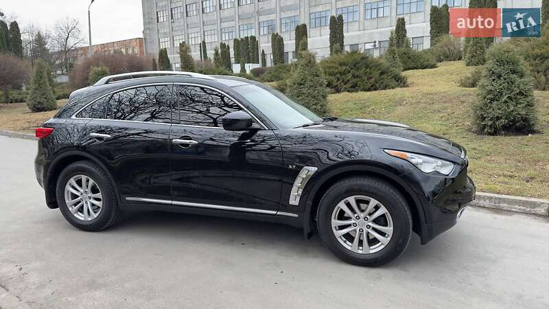 Infiniti Qx70 (2013)