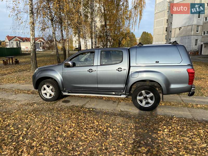 Isuzu D-max (2012)