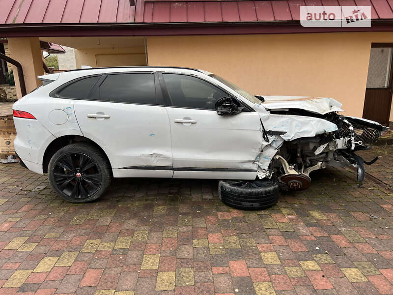 Jaguar F-pace (2016)