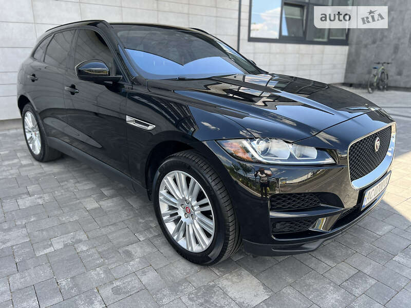 Jaguar F-pace (2016)