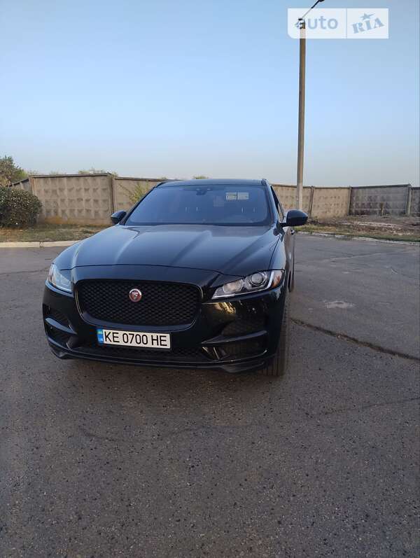 Jaguar F-pace (2017)