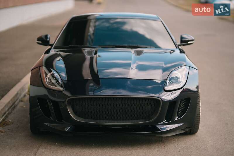 Jaguar F-type (2016)