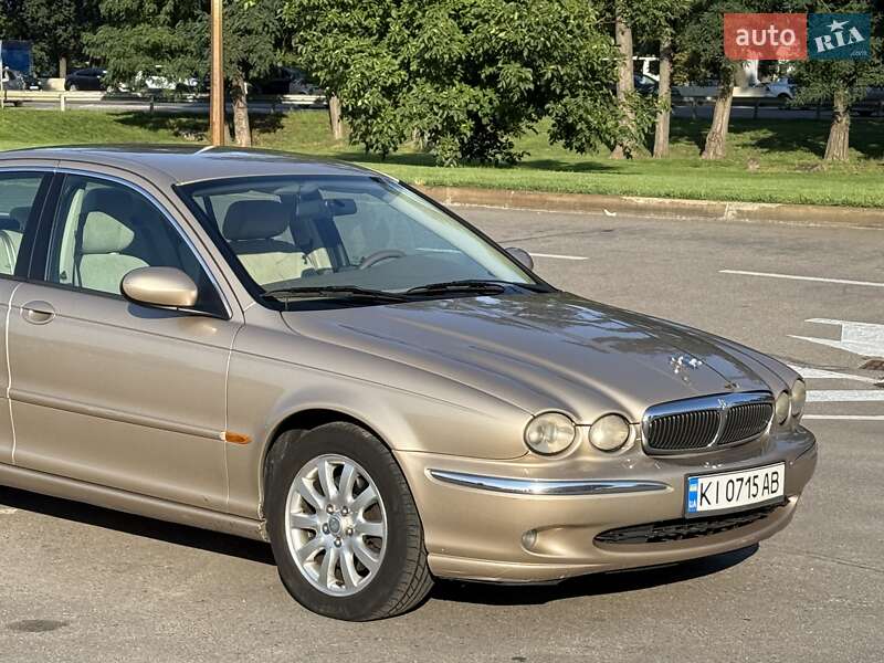 Jaguar X-type (2002)