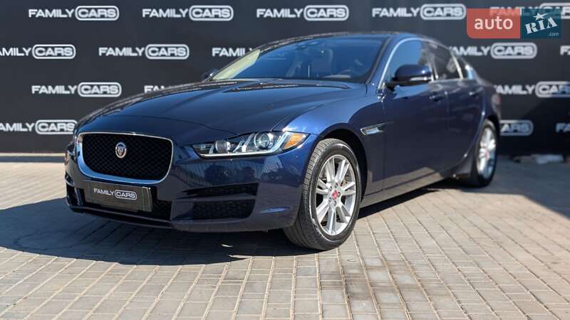 Jaguar Xe (2018)