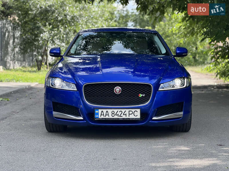 Jaguar Xf (2016)