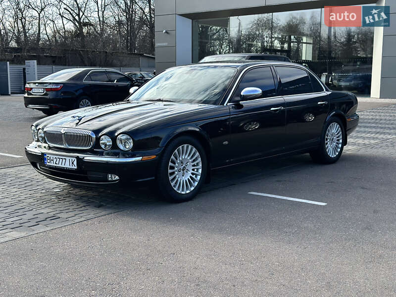 Jaguar Xj (2006)