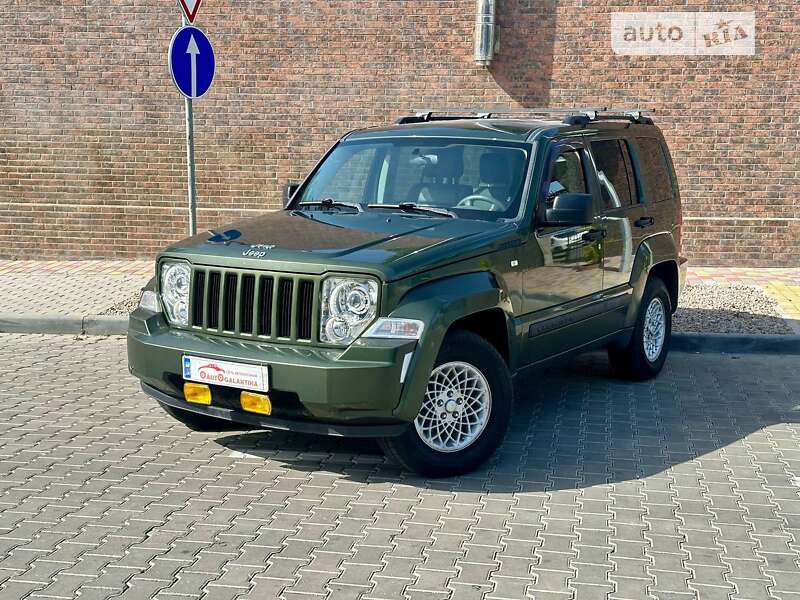 Jeep Cherokee (2008)