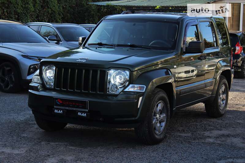 Jeep Cherokee (2008)
