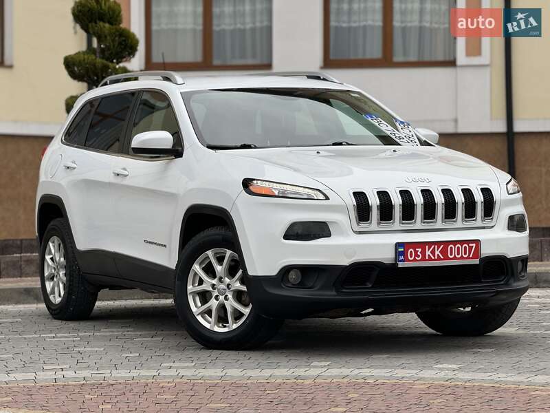 Jeep Cherokee (2016)