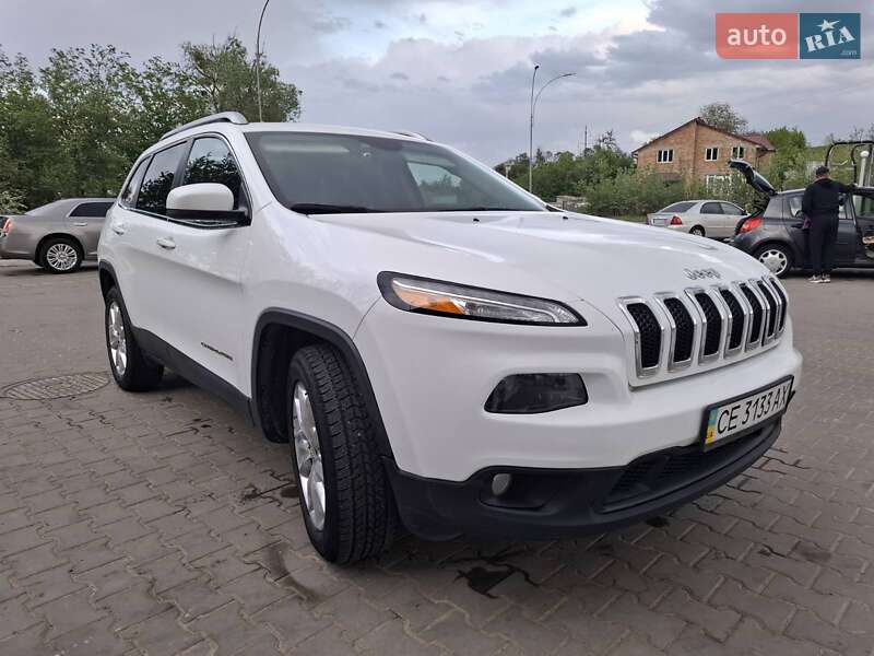 Jeep Cherokee (2015)