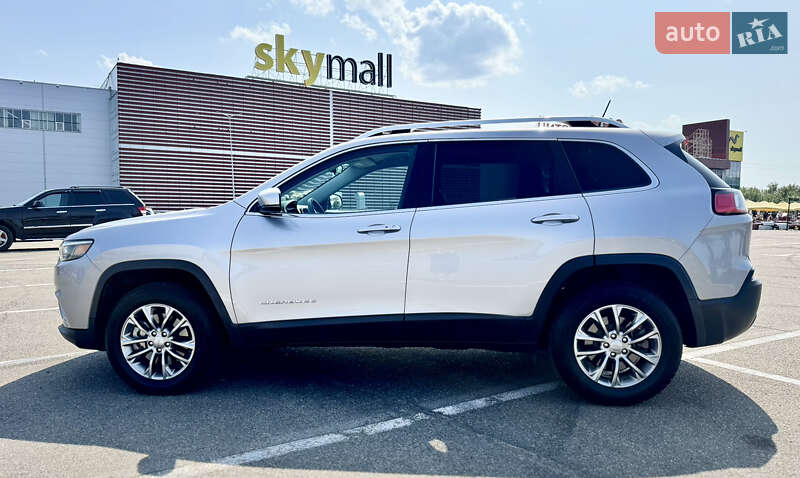 Jeep Cherokee (2020)