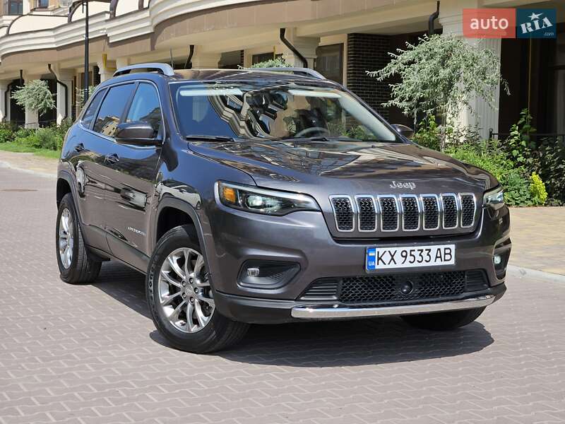 Jeep Cherokee (2021)