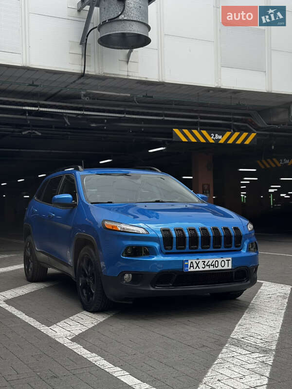 Jeep Cherokee (2017)