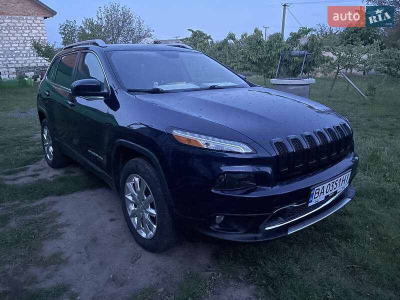 Jeep Cherokee (2015)