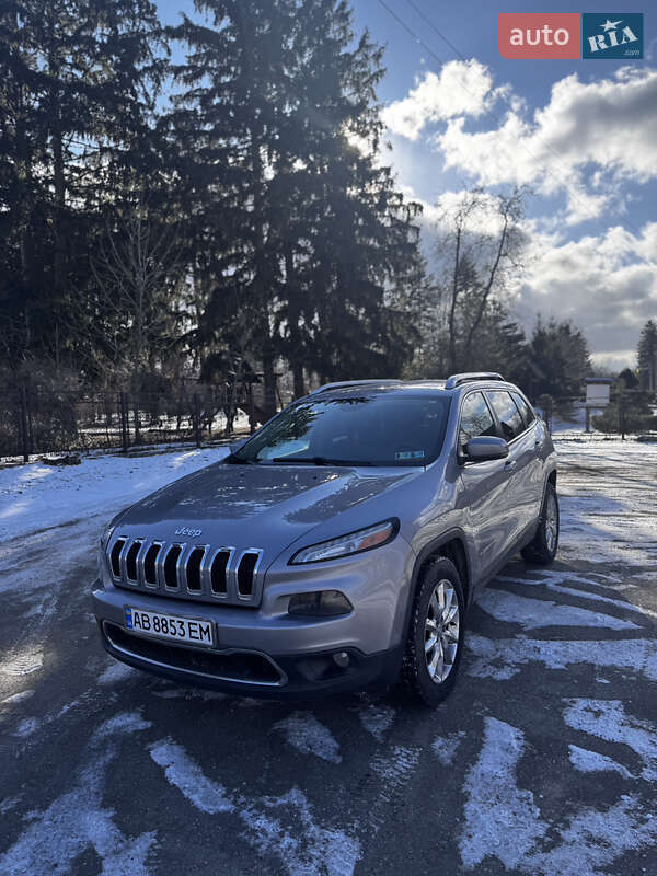 Jeep Cherokee (2016)