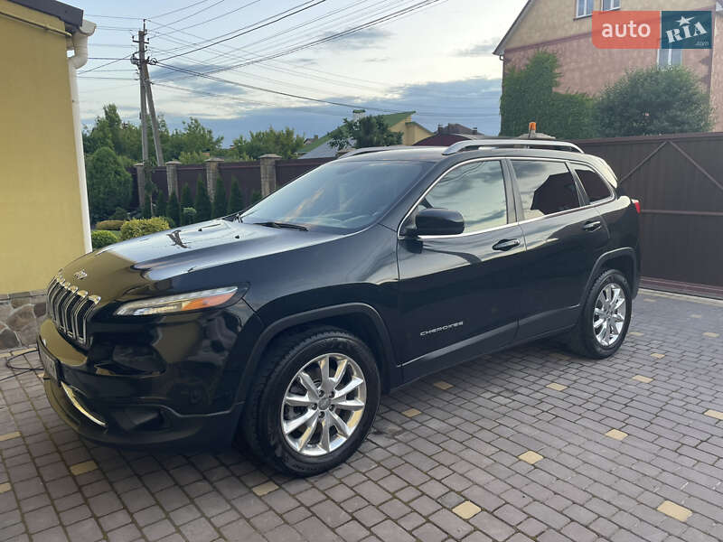 Jeep Cherokee (2015)