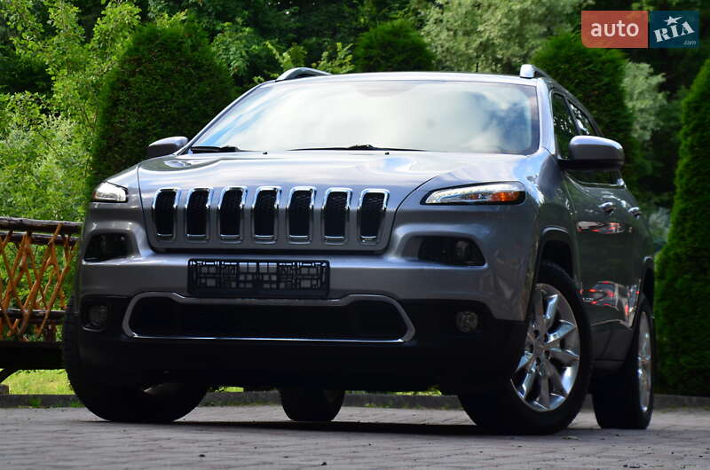 Jeep Cherokee (2016)