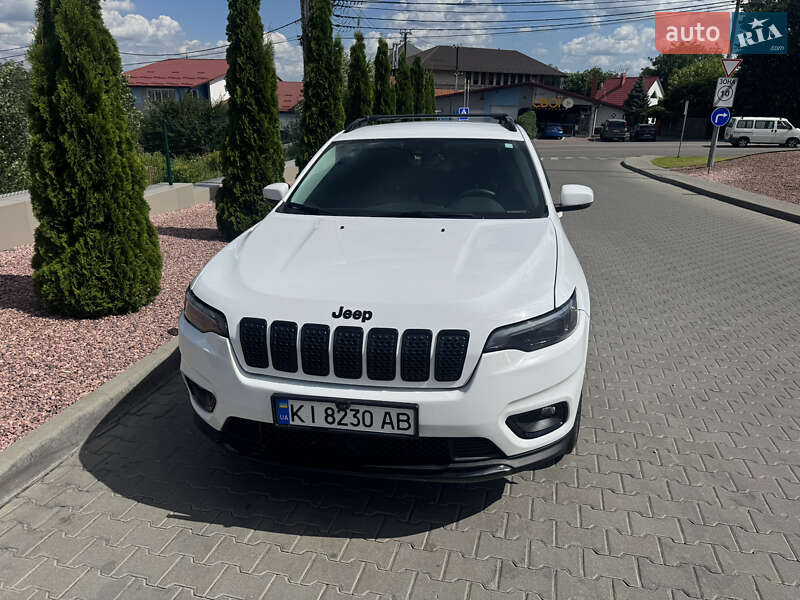 Jeep Cherokee (2021)