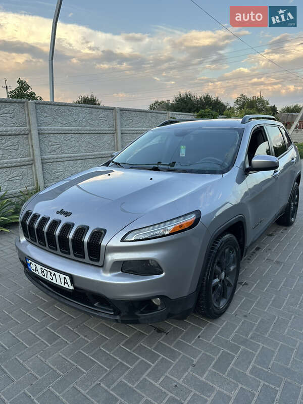 Jeep Cherokee (2014)