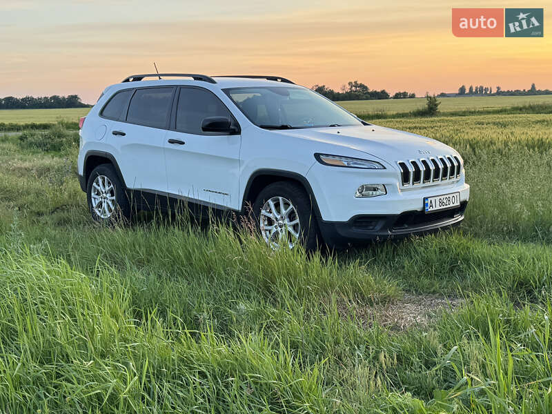 Jeep Cherokee (2015)