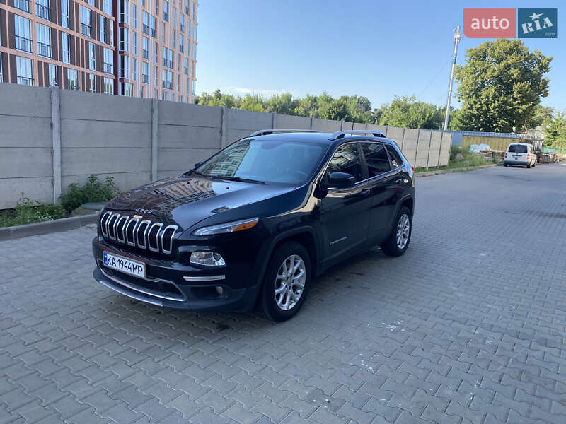 Jeep Cherokee (2016)