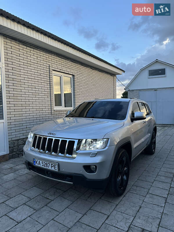 Jeep Grand cherokee (2011)