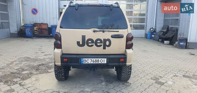 Jeep Liberty (2002)