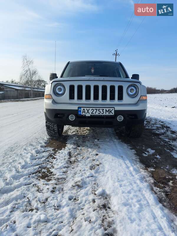 Jeep Patriot (2012)