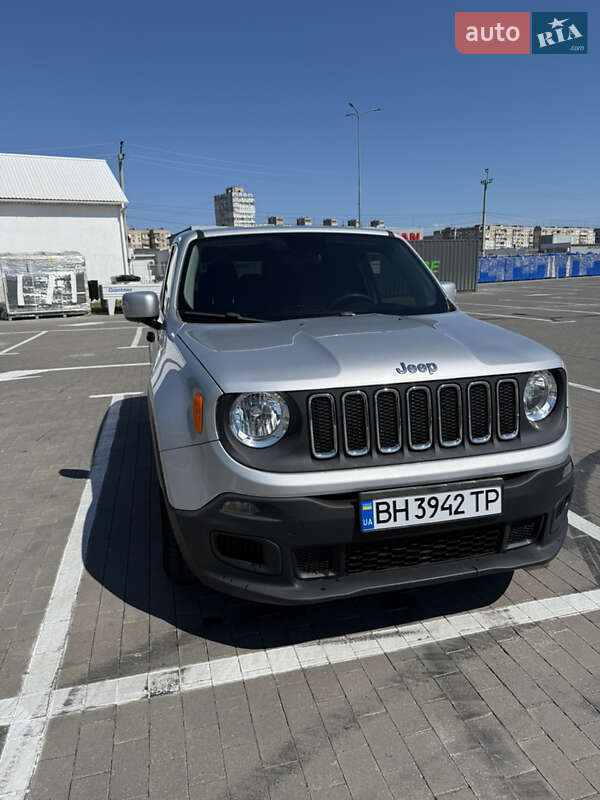 Jeep Renegade (2015)