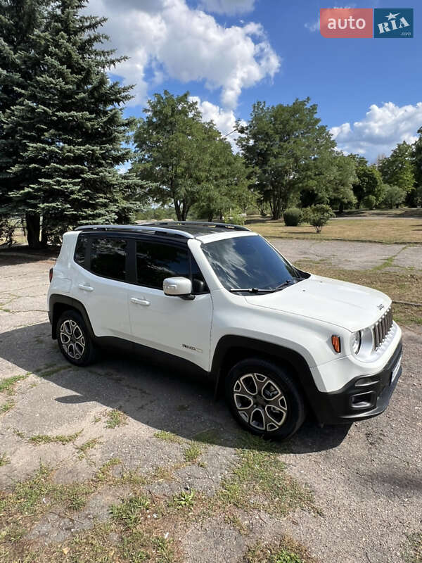 Jeep Renegade (2015)