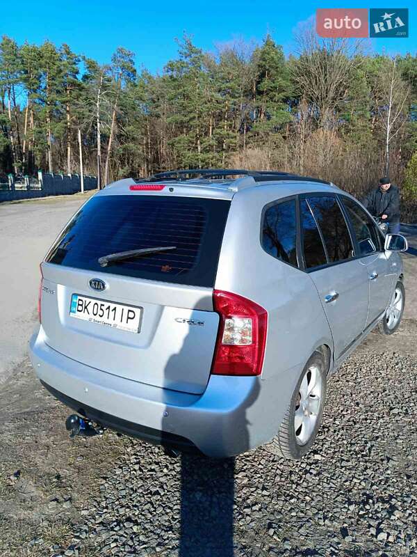 Kia Carens (2006)