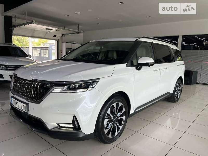 Kia Carnival (2021)
