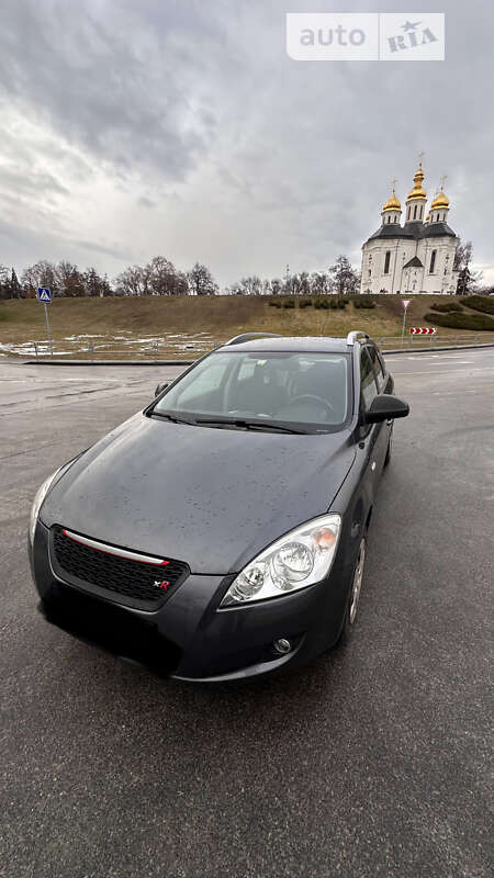 Kia Ceed (2007)