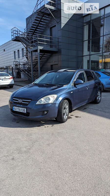 Kia Ceed (2007)