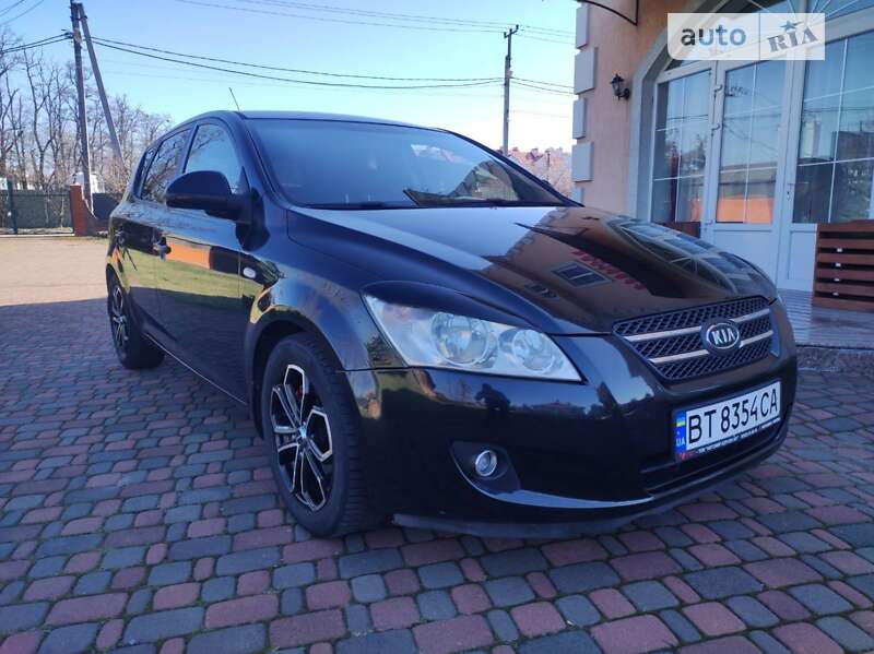 Kia Ceed (2007)