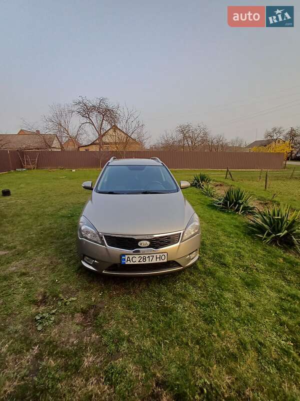 Kia Ceed (2009)