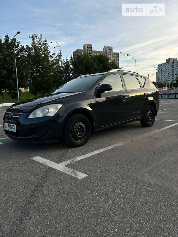 Kia Ceed (2007)