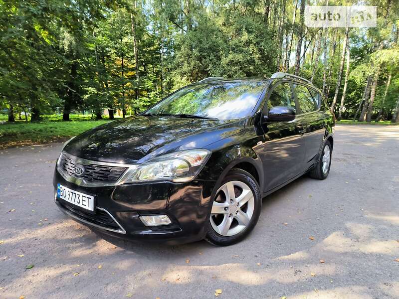 Kia Ceed (2010)