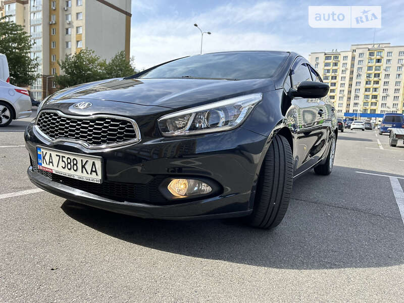 Kia Ceed (2012)