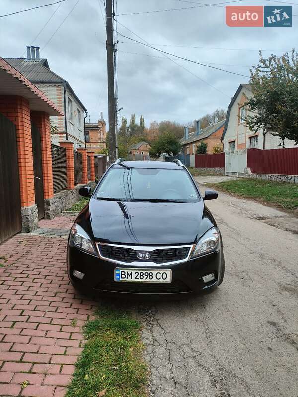 Kia Ceed (2012)