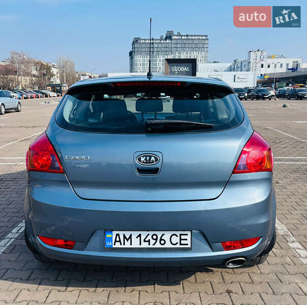 Kia Ceed (2009)