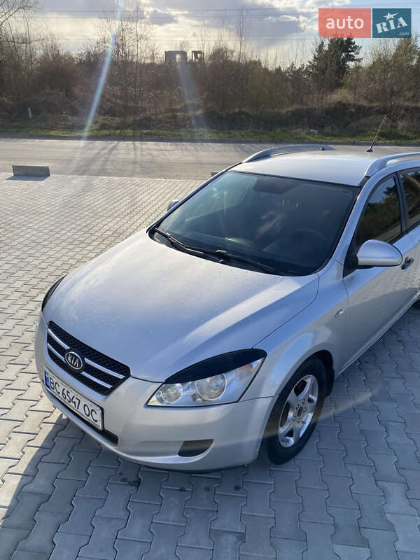Kia Ceed (2009)
