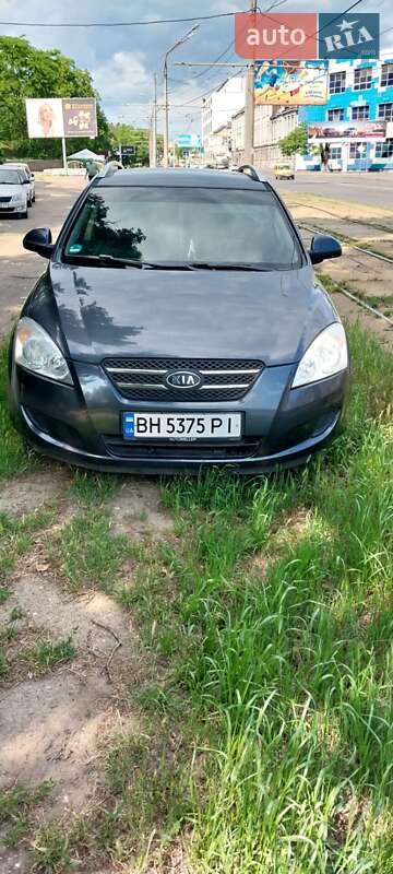 Kia Ceed (2008)