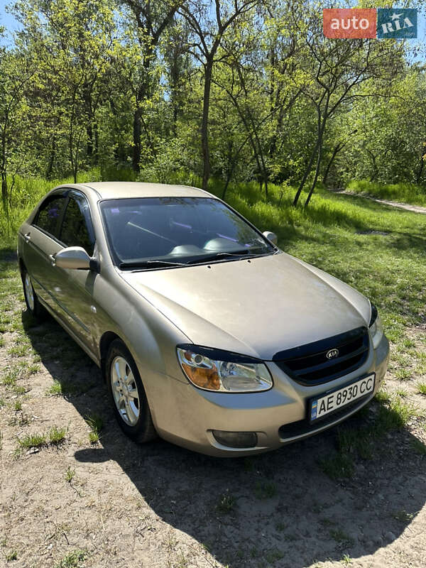 Kia Cerato (2007)