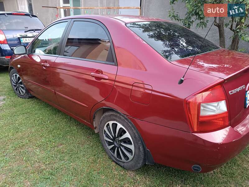 Kia Cerato (2006)