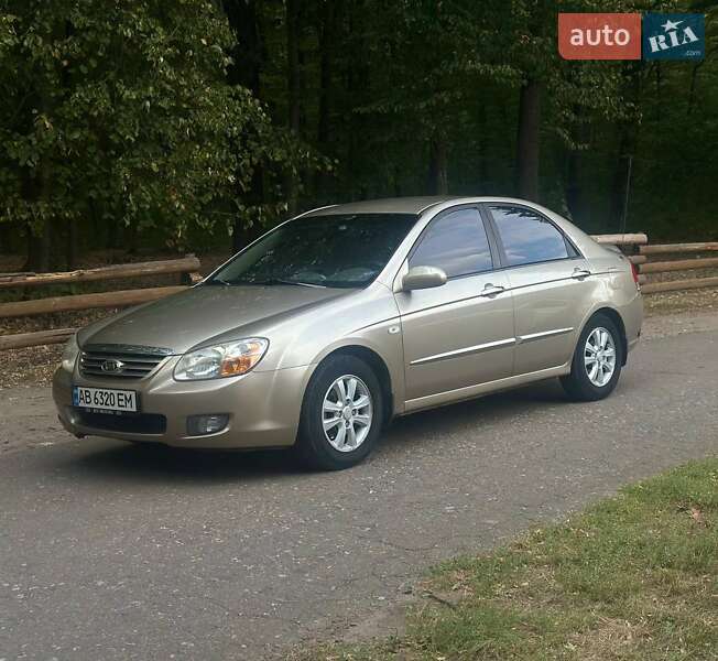 Kia Cerato (2007)