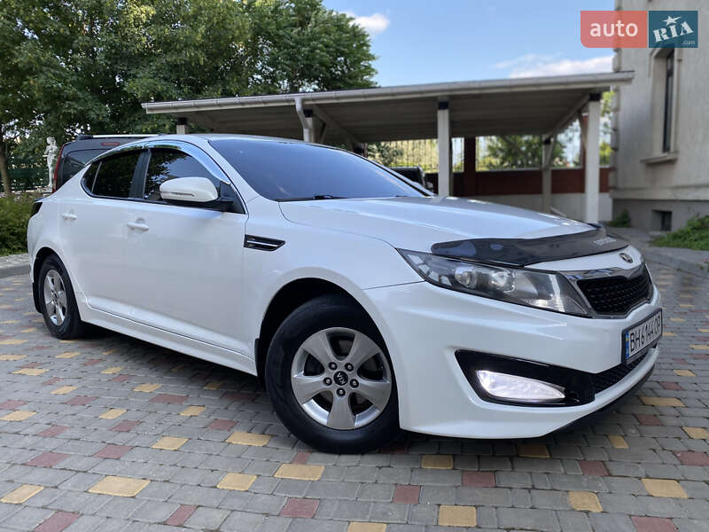 Kia K5 (2012)