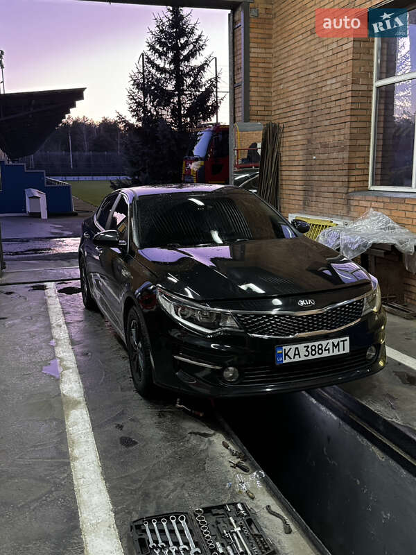Kia K5 (2016)