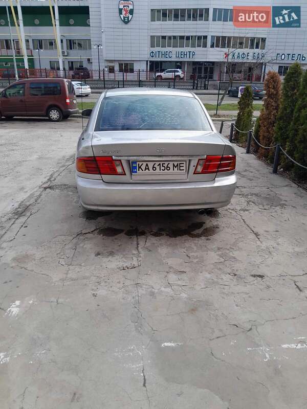 Kia Magentis (2002)